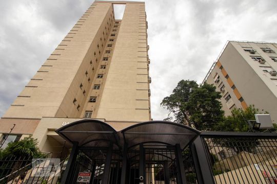 Fachada de apartamento para alugar com 1 quarto, 51m² em Petrópolis, Porto Alegre