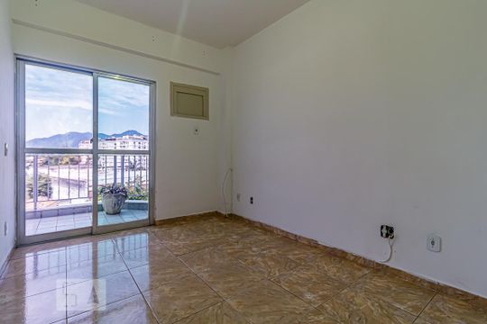 Quarto 1 de apartamento à venda com 2 quartos, 72m² em Taquara, Rio de Janeiro