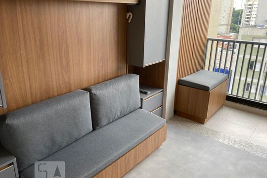 Sala de kitnet/studio para alugar com 1 quarto, 23m² em Jardim das Acácias, São Paulo