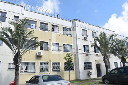 Fachada do bloco de apartamento para alugar com 2 quartos, 48m² em Campo Grande, Rio de Janeiro