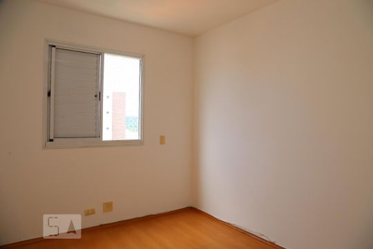 Quarto 1  de apartamento para alugar com 2 quartos, 57m² em Vila Sonia, São Paulo