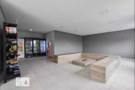 Market de apartamento para alugar com 2 quartos, 61m² em Campininha, São Paulo