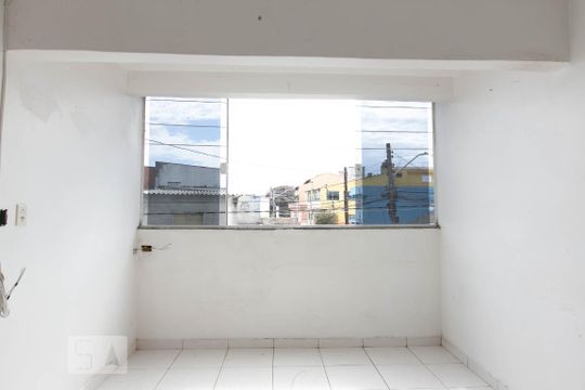 Sala de casa à venda com 3 quartos, 92m² em Jardim Lajeado, São Paulo