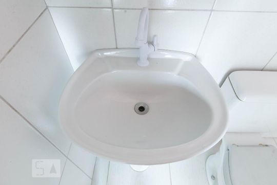 Banheiro de casa à venda com 3 quartos, 92m² em Jardim Lajeado, São Paulo