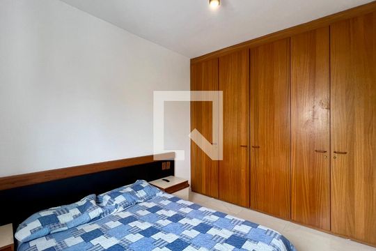 Suite de apartamento para alugar com 1 quarto, 40m² em Vila Mariana, São Paulo