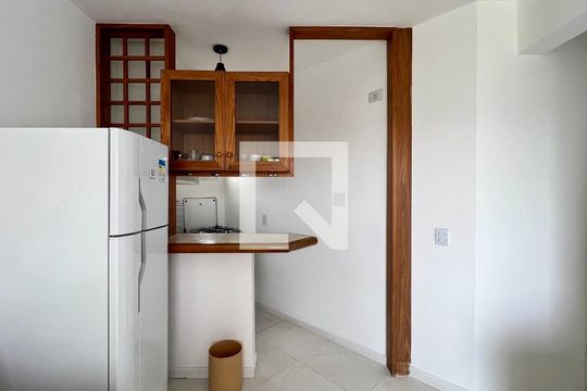 Cozinha de apartamento para alugar com 1 quarto, 40m² em Vila Mariana, São Paulo