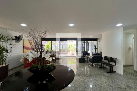 Hall de entrada de apartamento para alugar com 1 quarto, 40m² em Vila Mariana, São Paulo