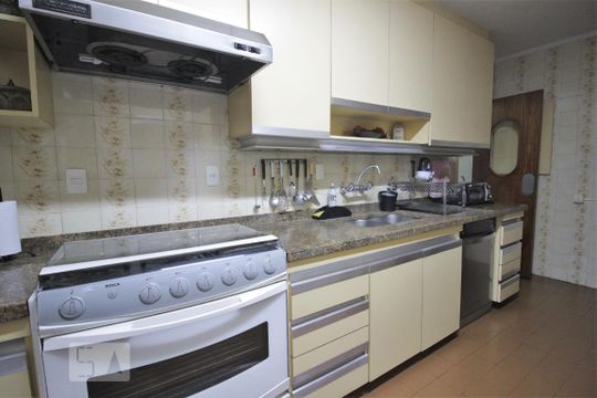 Cozinha de apartamento à venda com 4 quartos, 206m² em Vila Morumbi, São Paulo