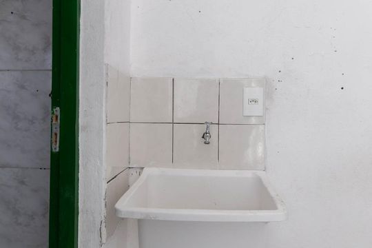 Área de Serviço de casa para alugar com 2 quartos, 40m² em Jardim Lajeado, São Paulo
