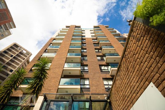 Fachada de apartamento para alugar com 1 quarto, 40m² em Cambuí, Campinas
