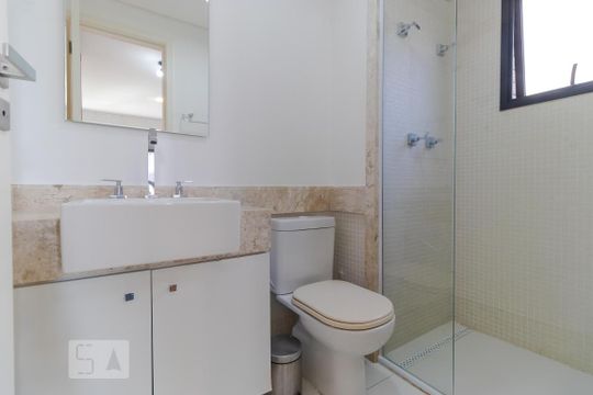 Banheiro da Suíte de apartamento para alugar com 1 quarto, 40m² em Cambuí, Campinas