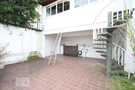 Área de Serviço de casa à venda com 3 quartos, 360m² em Jardim da Gloria, São Paulo