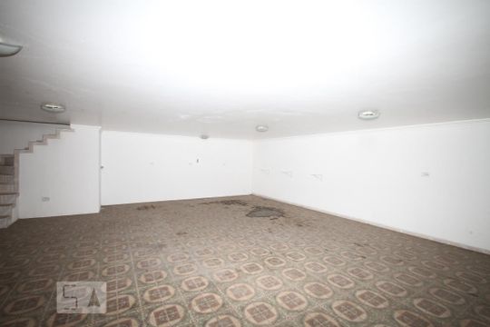 Garagem de casa à venda com 3 quartos, 360m² em Jardim da Gloria, São Paulo