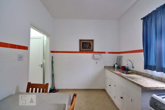 Cozinha de casa de condomínio para alugar com 2 quartos, 82m² em Campestre, Santo André