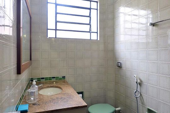 Banheiro de casa de condomínio para alugar com 2 quartos, 82m² em Campestre, Santo André
