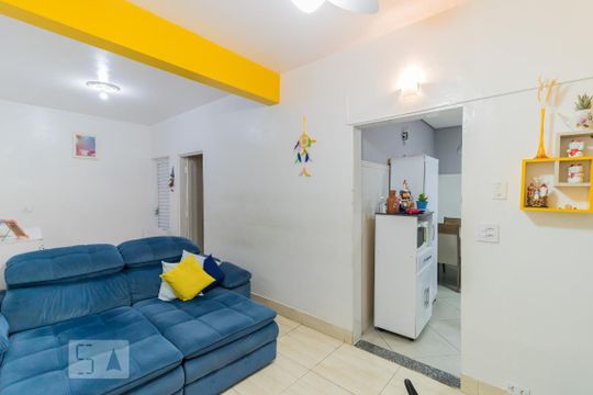 Sala de casa à venda com 3 quartos, 144m² em Vila Santa Teresa (zona Leste), São Paulo