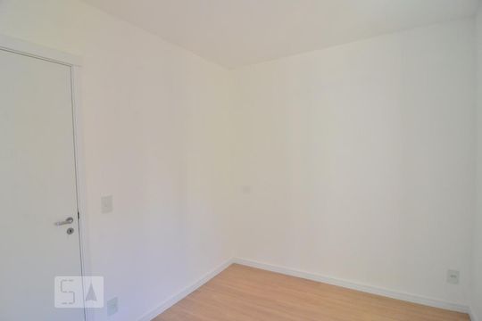 Quarto 1 de apartamento para alugar com 2 quartos, 61m² em Marechal Rondon, Canoas
