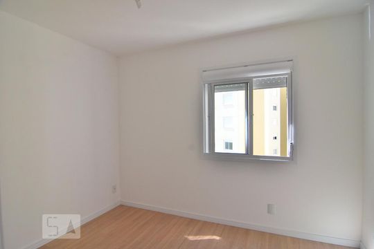 Quarto 1 de apartamento para alugar com 2 quartos, 61m² em Marechal Rondon, Canoas