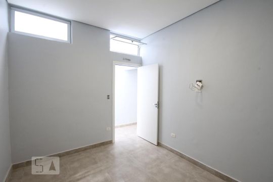 Quarto 1 de apartamento para alugar com 2 quartos, 65m² em Vila São José, São Paulo