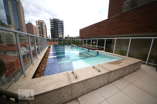 Piscina  de apartamento para alugar com 1 quarto, 51m² em Vila Gertrudes, São Paulo