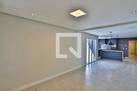 Sala de casa à venda com 2 quartos, 132m² em Belenzinho, São Paulo