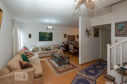 Sala de casa à venda com 4 quartos, 200m² em Campo Belo, São Paulo