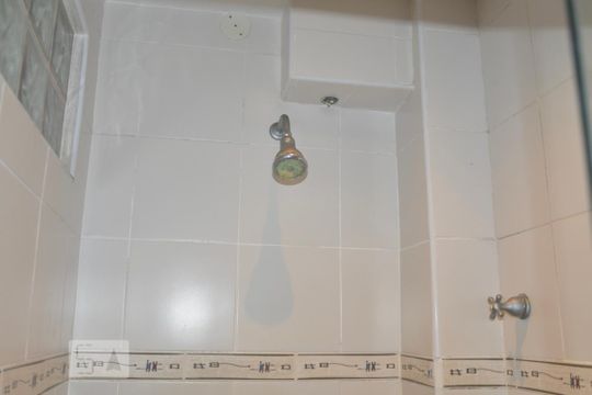 Banheiro de apartamento à venda com 2 quartos, 80m² em Flamengo, Rio de Janeiro