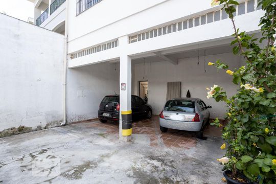 Garagem de casa à venda com 3 quartos, 440m² em Jardim Peri, São Paulo