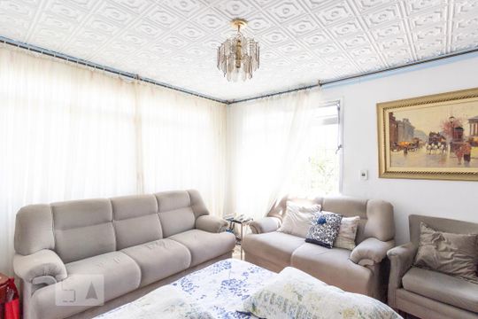 Sala de casa à venda com 3 quartos, 130m² em Jardim Felicidade (zona Oeste), São Paulo