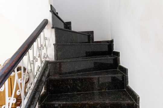 Escadas de casa à venda com 3 quartos, 130m² em Jardim Felicidade (zona Oeste), São Paulo
