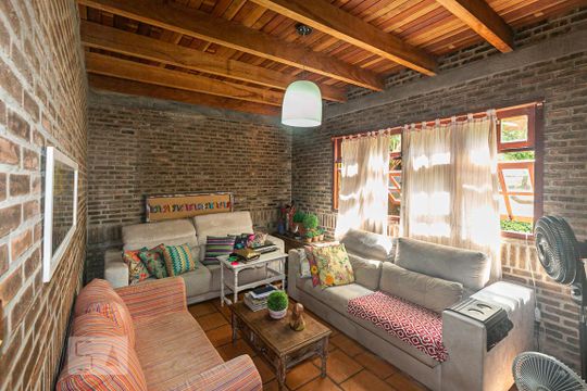 Casa à venda com 3 quartos, 150m² em Hípica, Porto Alegre