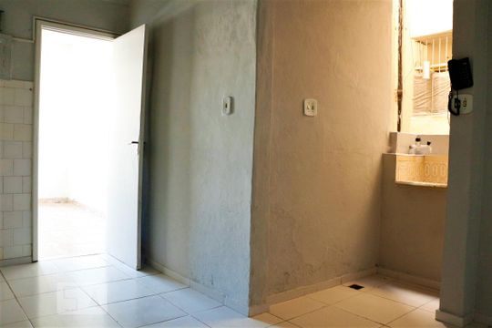 Cozinha e Área de Serviço de apartamento para alugar com 2 quartos, 57m² em Quintino Bocaiúva, Rio de Janeiro