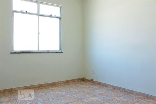 Sala de apartamento para alugar com 2 quartos, 57m² em Quintino Bocaiúva, Rio de Janeiro
