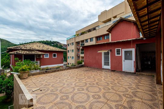 Espaço Gourmet de casa à venda com 3 quartos, 426m² em Fátima, Niterói