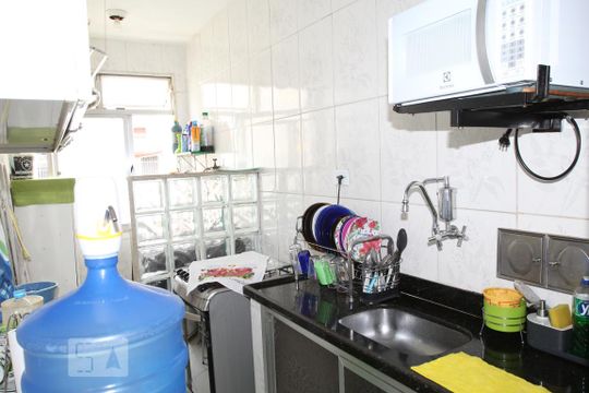 Cozinha de apartamento à venda com 2 quartos, 52m² em Engenho da Rainha, Rio de Janeiro