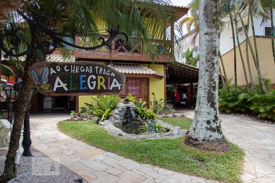 Fachada de casa de condomínio à venda com 3 quartos, 1000m² em Vargem Pequena, Rio de Janeiro