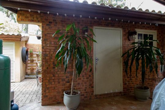 Área Externa de casa de condomínio à venda com 3 quartos, 1000m² em Vargem Pequena, Rio de Janeiro