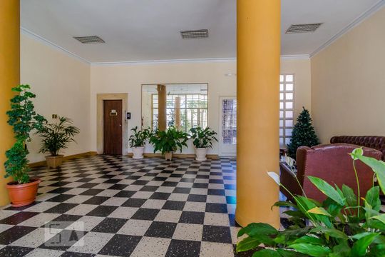 Hall de entrada de apartamento à venda com 3 quartos, 150m² em Centro Histórico, Porto Alegre
