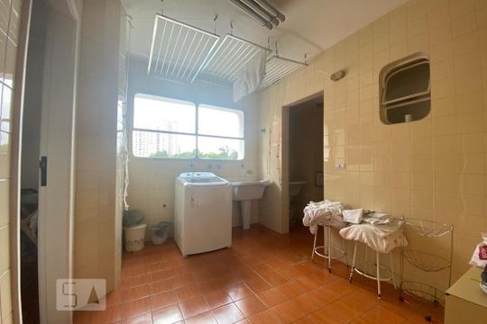 Área de Serviço de apartamento para alugar com 4 quartos, 300m² em Vila Andrade, São Paulo