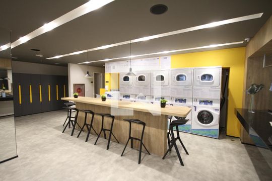 Lavandeira de kitnet/studio à venda com 1 quarto, 27m² em Vila Mariana, São Paulo