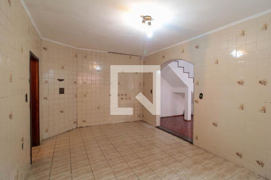 Cozinha de casa para alugar com 2 quartos, 120m² em Jardim Vergueiro (sacomã), São Paulo