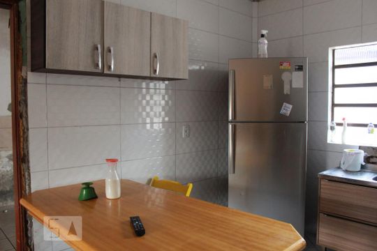 Cozinha de casa para alugar com 2 quartos, 130m² em Igara, Canoas