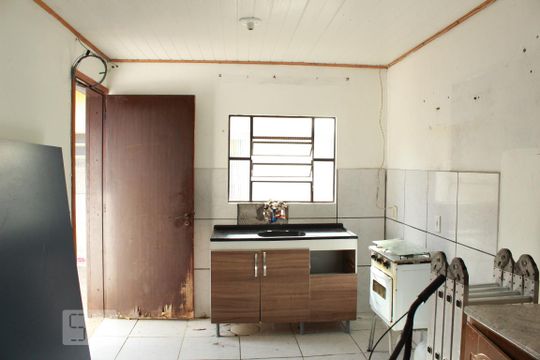 Anexo de casa para alugar com 2 quartos, 130m² em Igara, Canoas