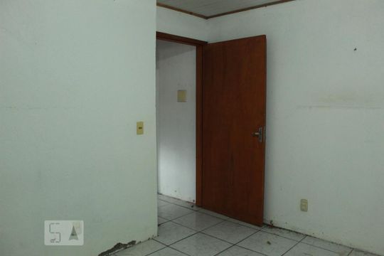 Quarto 2 Anexo de casa para alugar com 2 quartos, 130m² em Igara, Canoas