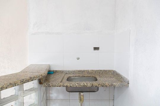Cozinha de kitnet/studio à venda com 1 quarto, 27m² em Consolação, São Paulo