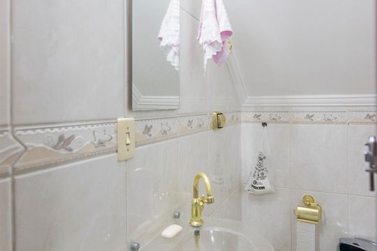 Lavabo de casa de condomínio à venda com 4 quartos, 260m² em Parque Erasmo Assunção, Santo André