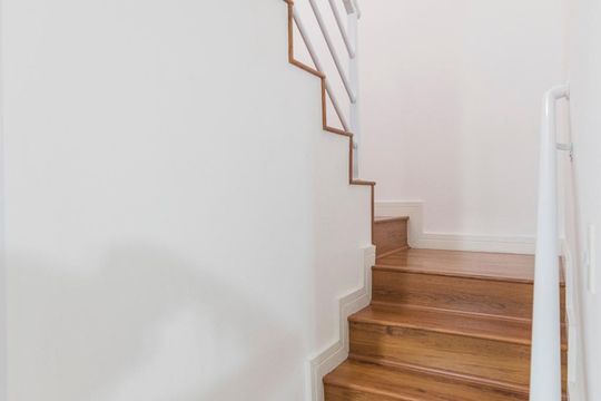 Escada de casa de condomínio à venda com 4 quartos, 260m² em Parque Erasmo Assunção, Santo André
