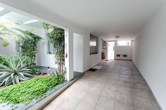 Garagem de casa à venda com 5 quartos, 484m² em Vila Madalena, São Paulo