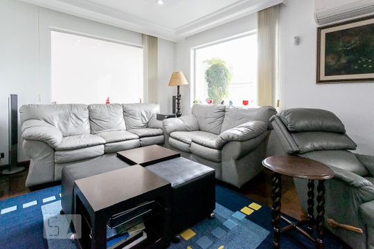 Sala de casa à venda com 5 quartos, 484m² em Vila Madalena, São Paulo