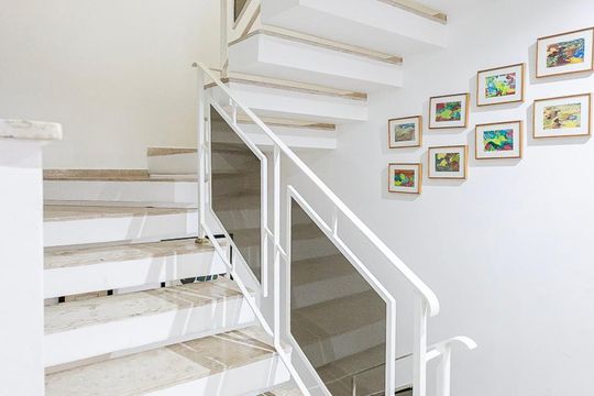 Escadas de casa à venda com 5 quartos, 484m² em Vila Madalena, São Paulo